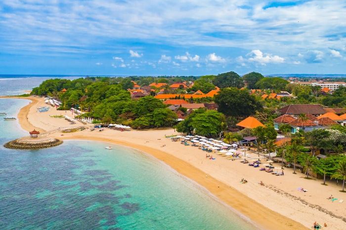 Sanur bali beach beaches shutterstock turquoise waters warm putu pondok